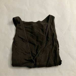 Eileen Fisher Large no sleeve button up Women’s top